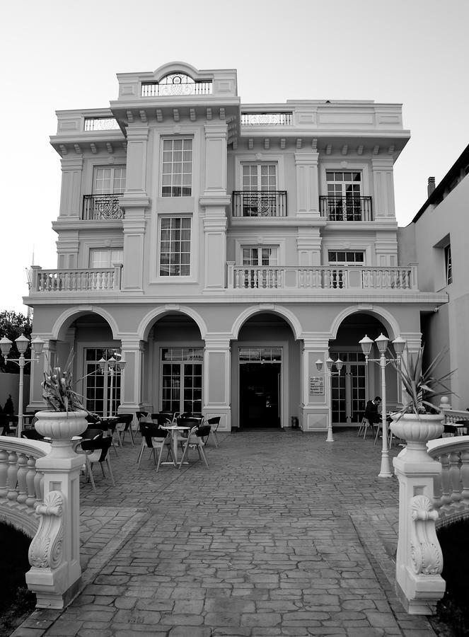 Hotel Vila Imperial Elbasan Ngoại thất bức ảnh
